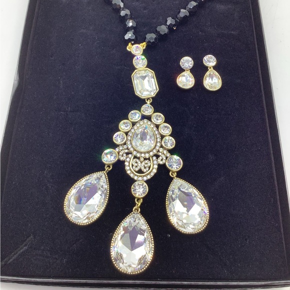 Heidi Daus “ clothing optional “ necklace & earring set